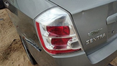 2007-2009 Nissan Sentra Driver Left Tail Light Brake Lamp Oem Rear 2.0L