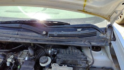 2010 Nissan Sentra Sr Windshield Wiper Cowl Vent Trim Panel Oem Cover