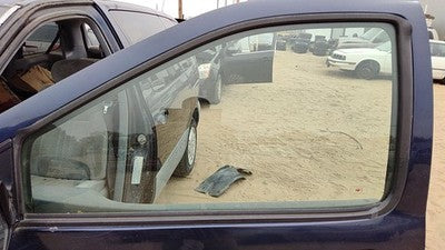 1998-2003 Toyota Sienna Driver Left Front Side Window Door Glass Oem