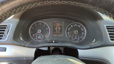 2013-2014 Vw Passat Speedometer Cluster Instrument Gauges Panel Oem Dash