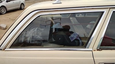 1979-1985 Mercedes 300Td Passenger Right Rear Quarter Glass Back Side Window Oem