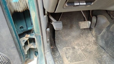1996 S10 Blazer Parking Brake Pedal Assembly Oem Complete Emergency Unit