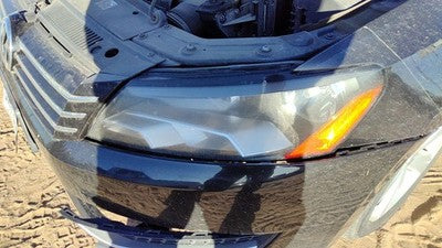 2012-2015 Vw Passat Driver Left Head Light Oem Front Lamp 561941005D