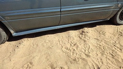 00-04 Lesabre Buick Lesabre Passenger Right Lower Rocker Panel Moulding Side Ski