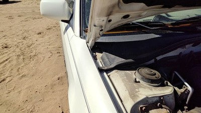 2000-04 Legacy Outback Passenger Right Hood Hinge Assembly Oem White 8Y3