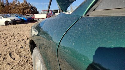 2000-2007 Ford Taurus Driver Left Front Fender Oem Su Tropic Green Yf1z16006aa
