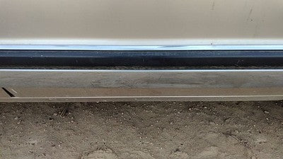 1994 Buick Park Ave Passenger Right Front Moulding From Door Oem Trim Strip Gold