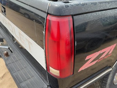 1988-1999 Chevy Silverado 1500 Passenger Right Tail Light Brake Lamp Oem Rear