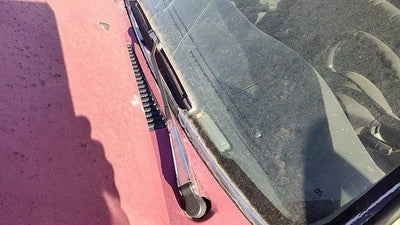 1990-1997 Nissan Hardbody Driver Left Windshield Wiper Arm Oem Blade Lever