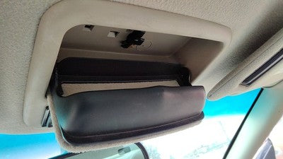 01 Cadillac Eldorado Center Overhead Console Dome Light Map Lamp Cubby Shale 155