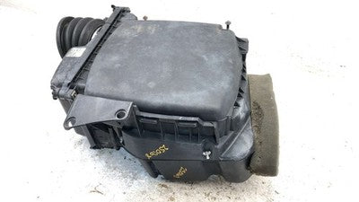 1997-2005 Buick Park Ave Complete Air Intake Filter Box Housing With Tube Oem