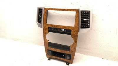 2008-10 Grand Cherokee Trim Bezel Around Radio Surround Dash Panel Oem Woodgrain