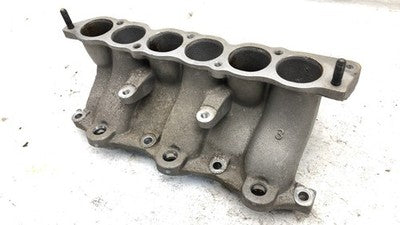 2005-2009 Hyundai Tucson Lower Intake Manifold With Bolts Hardware Oem 2.7L