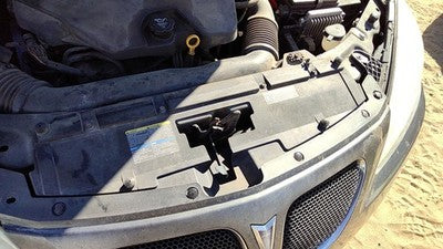 2005-2010 Pontiac G6 Top Plastic Cover Above Radiator Support Sight Shield Oem