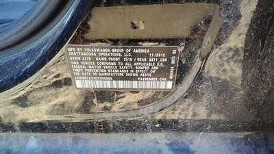 2012-2014 Vw Passat Driver Left Rear Knuckle Assembly Stub Axle With Hub Oem