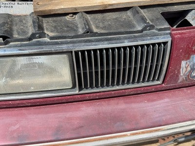 1987-1989 Olds 88 Passenger Right Front Grille Assembly Oem 22530640