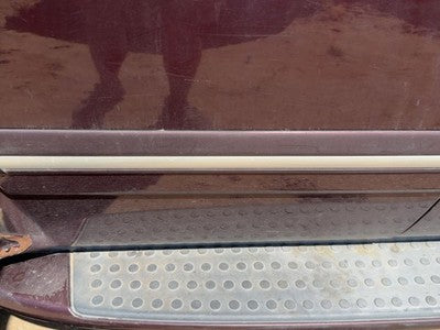 04-05 Durango Passenger Rear Moulding From Door Back Trim Strip Molten Red Pr8