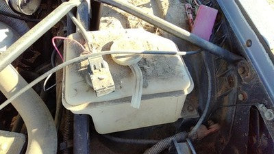 1984 Deville Sedan Windshield Washer Fluid Reservoir With Pump Oem Wiper Tank