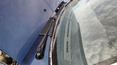 1990-1995 Nissan Pathfinder Driver Left Windshield Wiper Arm Oem Blade Lever