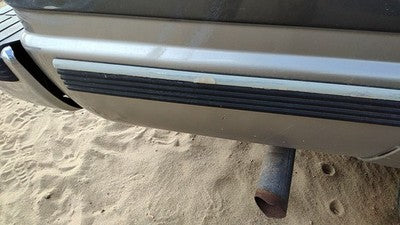 1999 Chevy Suburban Passenger Right Rear Moulding On Quarter Panel Oem