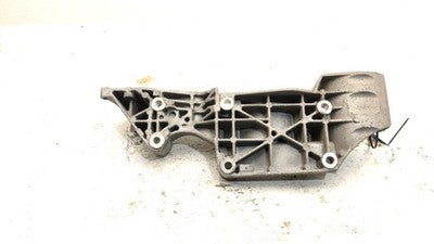2005 Vw Beetle Alternator Power Steering Mount Bracket Oem 2.0L 06A903143