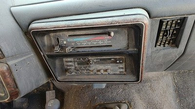 1987-1991 F250 Pickup Trim Bezel Around Radio Surround Dash Panel Oem