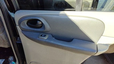 02-04 Trail Blazer Passenger Right Rear Door Trim Panel With Switches Back Gray