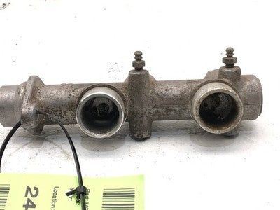 1970-1971 Nissan Datsun 240Z Brake Master Cylinder Oem Original 46010E4602