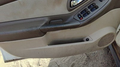 04-05 New Style Malibu Driver Left Front Door Trim Panel With Master Switch