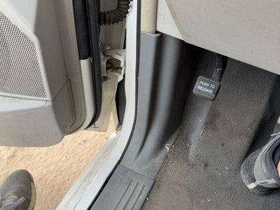 2010 Chrysler Town & Country Driver Left Lower Kick Trim Panel Oem Gray