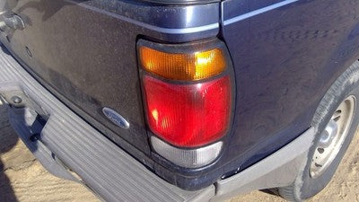 1995-1997 Ford Explorer Passenger Right Tail Light Oem Brake Lamp Rear