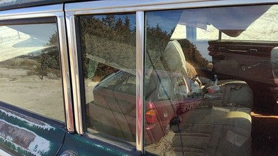 84-91 Grand Wagoneer Passenger Right Rear Vent Window Back Door Glass With Frame
