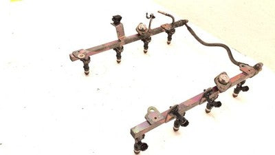 2004-15 Nissan Titan Complete Fuel Rail With Injectors Set Loaded Oem 166007s00a
