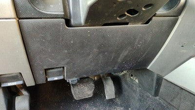 07-14 Expedition Lower Dash Under Column Knee Bolster Trim Panel 1W Black/Camel