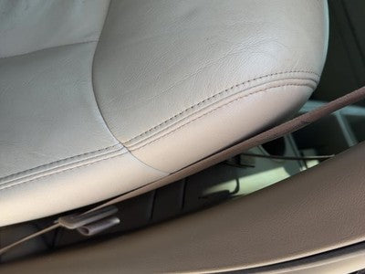 01 Suburban Complete Set Of Rear Seat Belts Retractor Buckle Left Right Back Tan