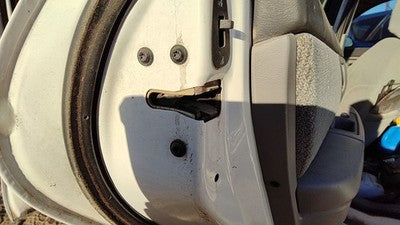2000-2007 Ford Taurus Driver Left Rear Door Latch With Rods/Cables Oem Back