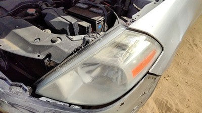 2007-2011 Nissan Versa Driver Left Head Light Oem Front Lamp 26060Em30A