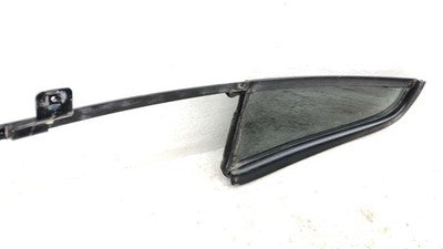 98-02 Navigator Passenger Right Rear Vent Window Back Door Glass With Frame Oem