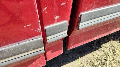 1991 Ford F150 Driver Left Rear Moulding On Cab Oem