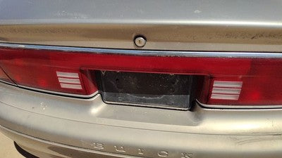 1997-1998 Buick Century Center Inner Tail Light Brake Lamp Oem Rear 05978553