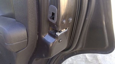 06-10 Mercury Mountaineer Passenger Right Rear Door Latch With Rods/Cables Back