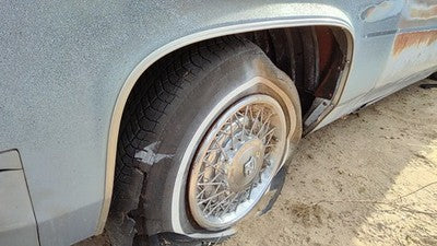 1984 Deville Sedan Lh Driver Left Front Wheel Chrome Moulding Oem Fender