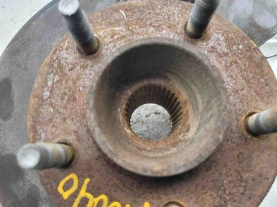 2004-2007 Saturn Vue Rh Passenger Right Front Spindle Steering Knuckle With Hub