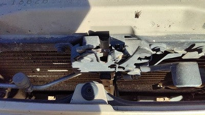 1997-1999 Toyota Camry Hood Latch Assembly With Bracket Oem