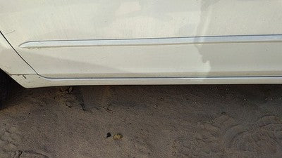 02-06 Altima Driver Left Front Lower Rocker Panel Moulding Side Skirt White Qx3