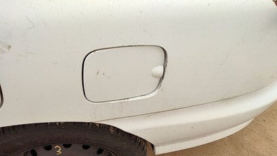 2001-2005 Kia Rio Fuel Tank Door With Hinge Gas Lid Oem Filler Sedan White