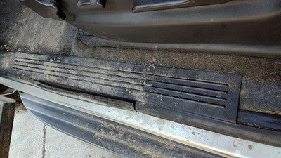 2010 Chevy Tahoe Driver Left Lower Kick Trim Panel Oem Black