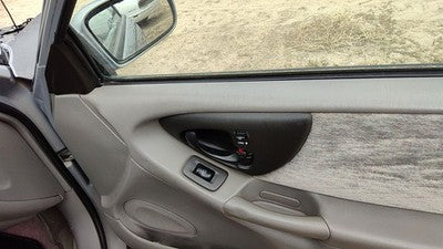 2000 Chevy Malibu Passenger Right Front Door Trim Panel With Switches 92d Gray