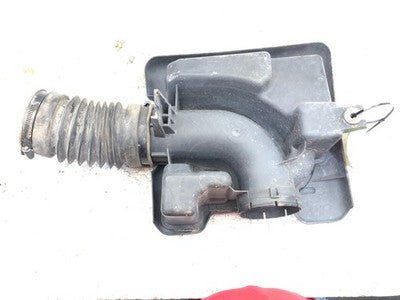 2000 Dodge Dakota Air Intake Tube Resonator On Engine Hose Pipe Elbow 4.7l