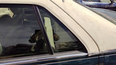 1998-04 Cadillac Seville Driver Left Rear Vent Window Back Door Glass With Frame